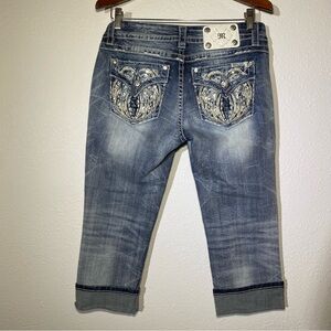 Miss Me Blue Jean Capri Mid Rise Signature Cuffed Embellished Wings Women’s 27